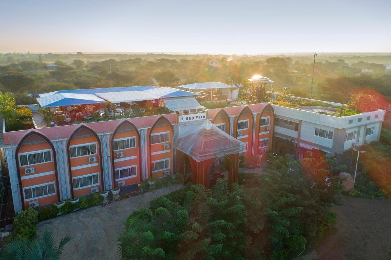 Sky View Hotel Баган Екстериор снимка