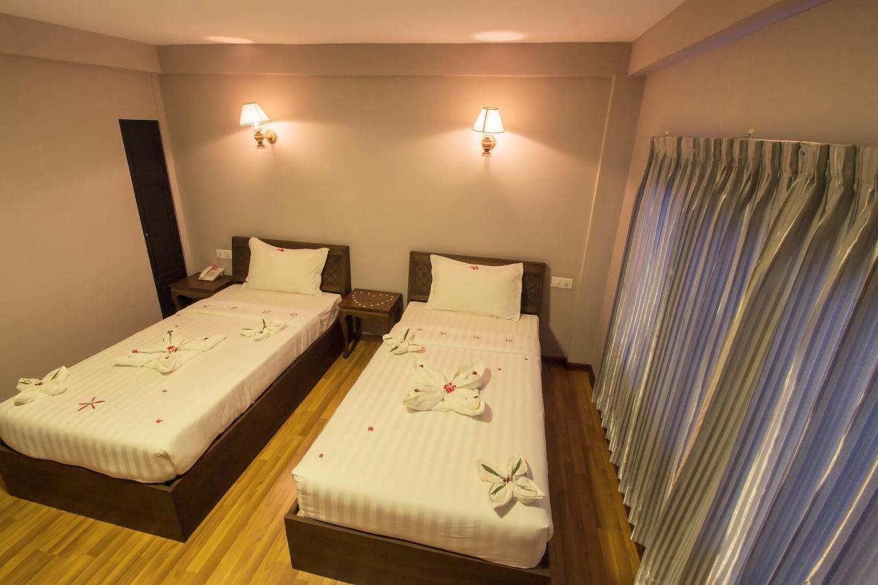 Sky View Hotel Баган Екстериор снимка