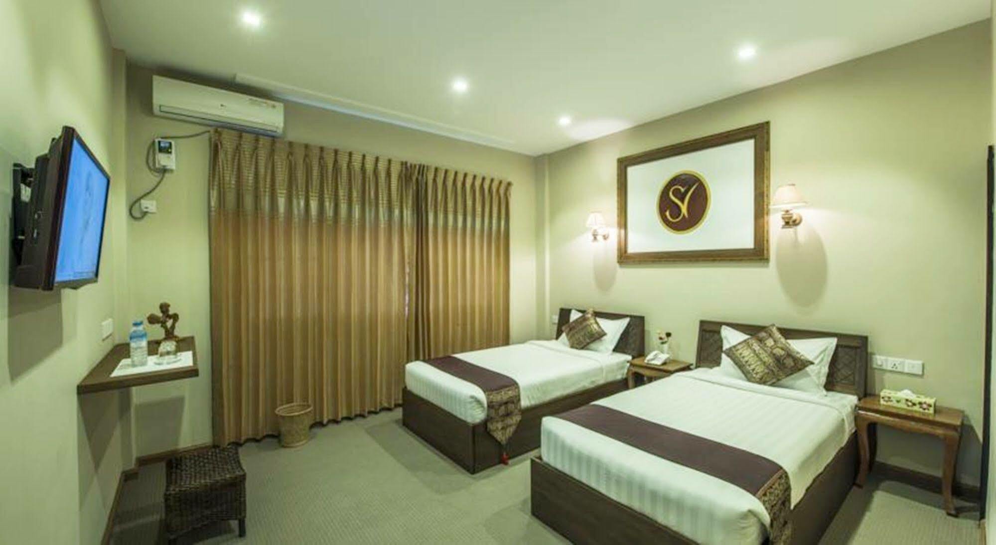 Sky View Hotel Баган Екстериор снимка