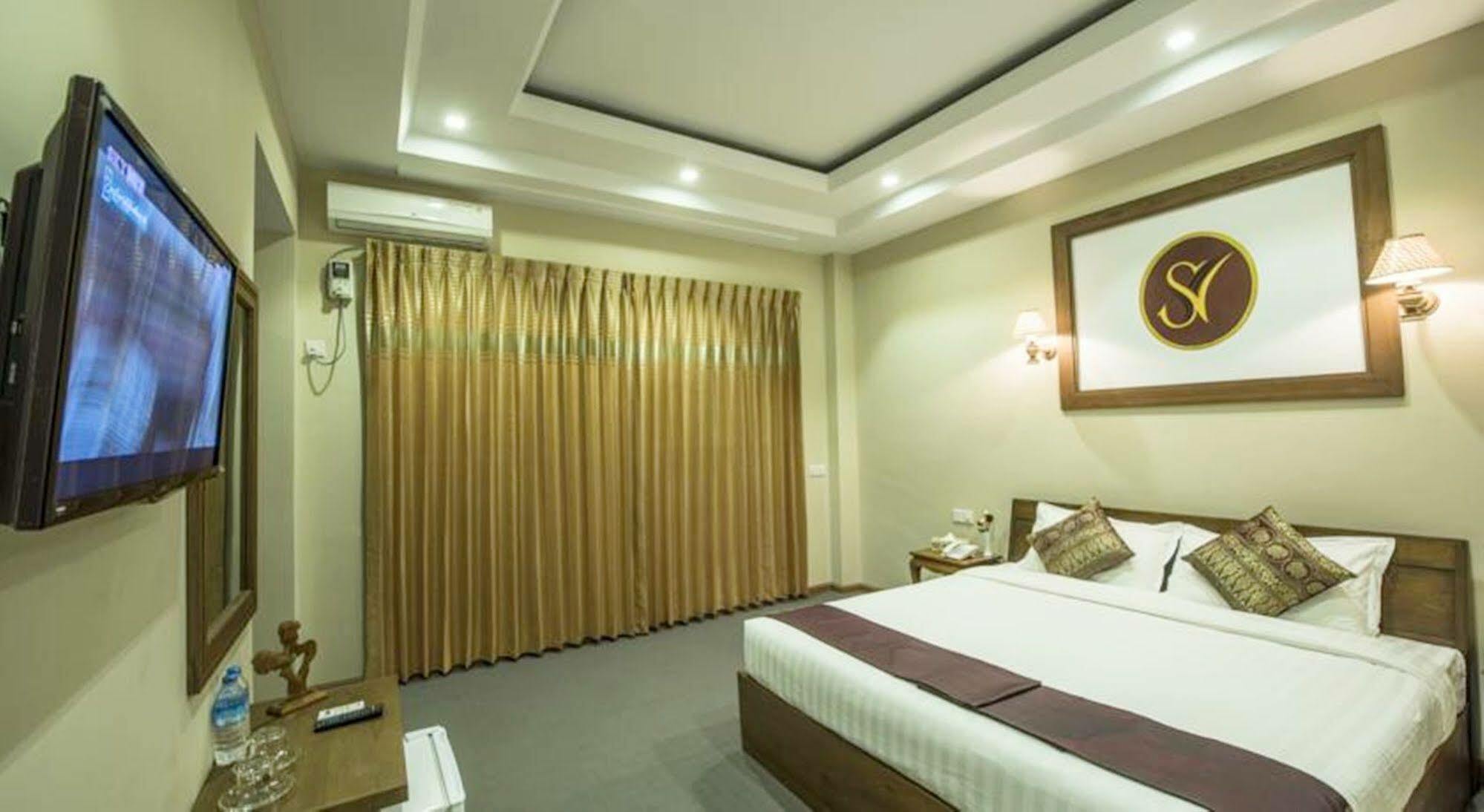 Sky View Hotel Баган Екстериор снимка